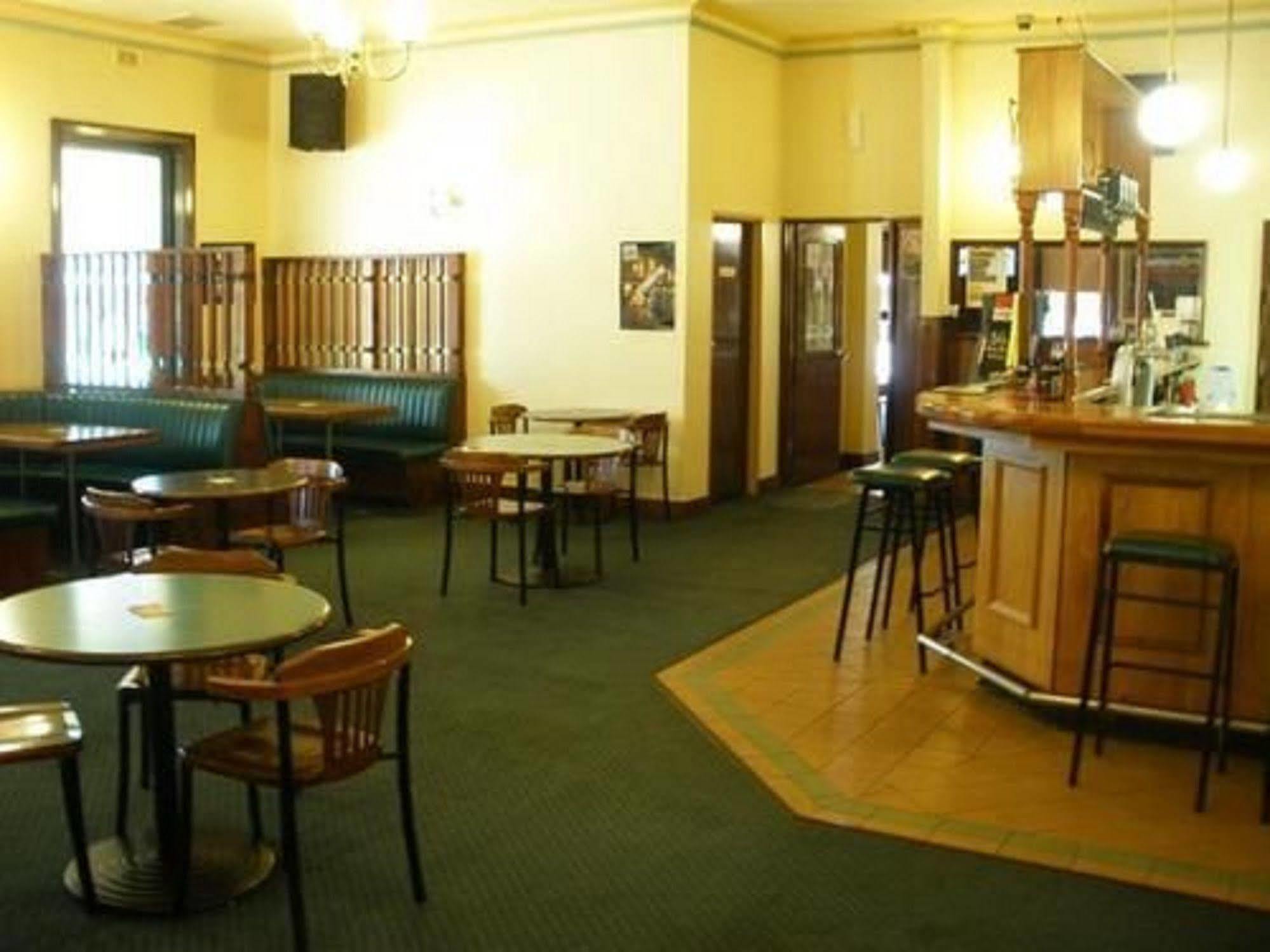 Desert Sand Motor Inn Брокен-Хилл Экстерьер фото