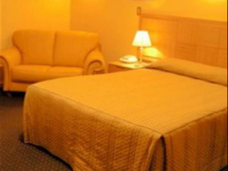 Desert Sand Motor Inn Брокен-Хилл Экстерьер фото