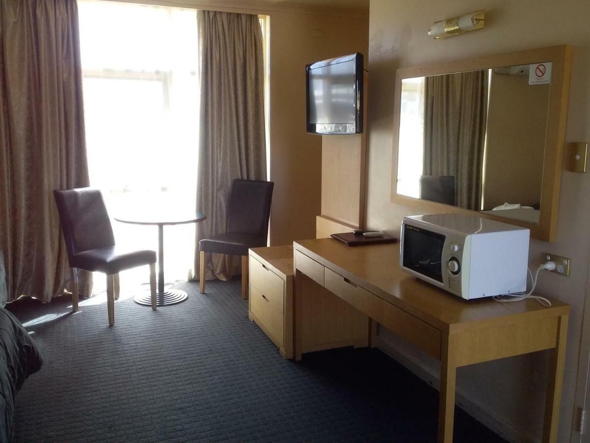 Desert Sand Motor Inn Брокен-Хилл Экстерьер фото