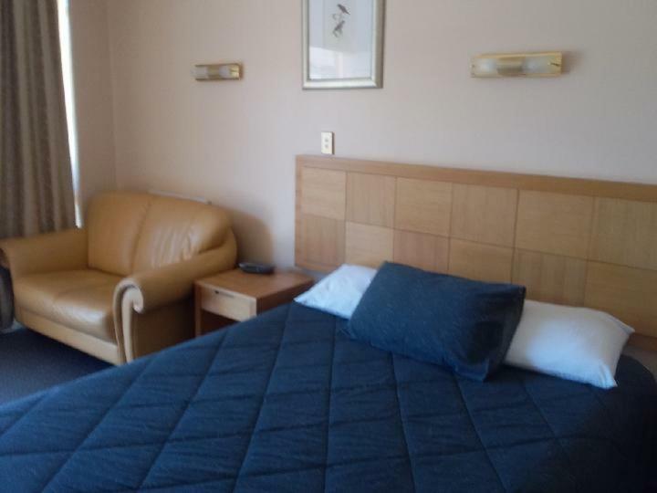 Desert Sand Motor Inn Брокен-Хилл Экстерьер фото